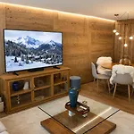 Tarbey Alpine - Ski-in & Bergsicht شقة لوكباد