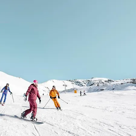 Tarbey Alpine - Ski-in & Bergsicht شقة لوكباد