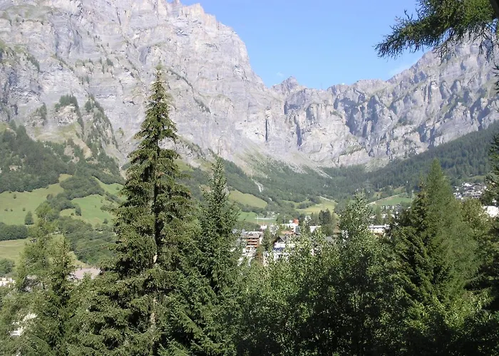 Апартаменты Tarbey Alpine *
